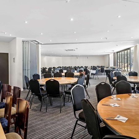 Ibis Styles Canberra Eagle Hawk Bagian luar foto