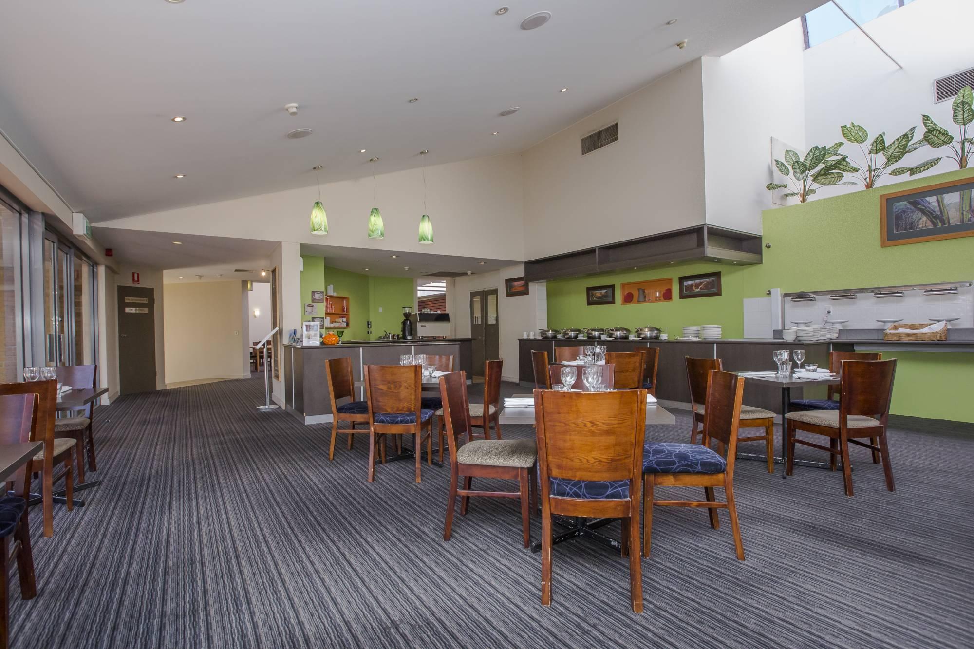 Ibis Styles Canberra Eagle Hawk Bagian luar foto