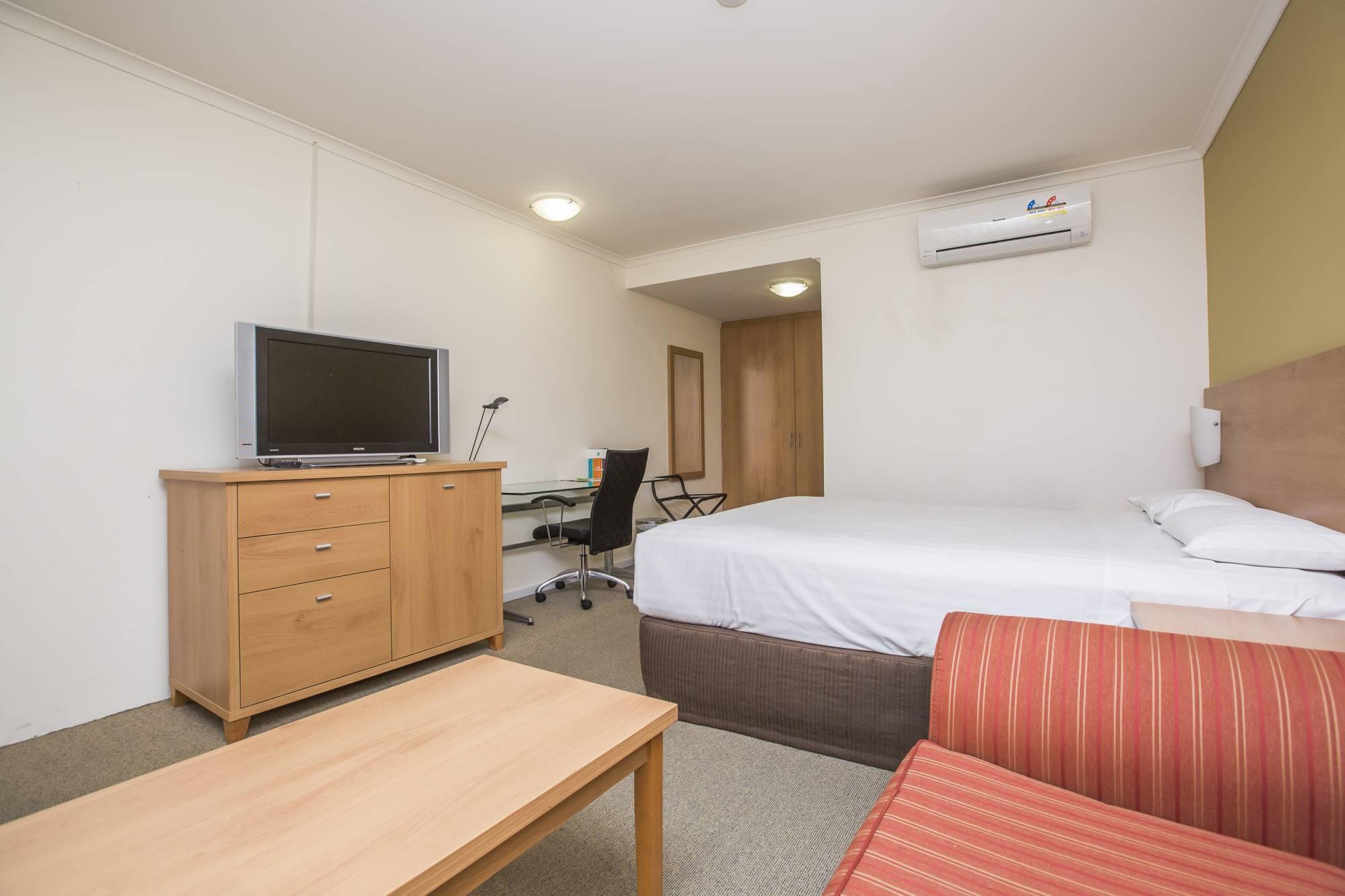 Ibis Styles Canberra Eagle Hawk Bagian luar foto