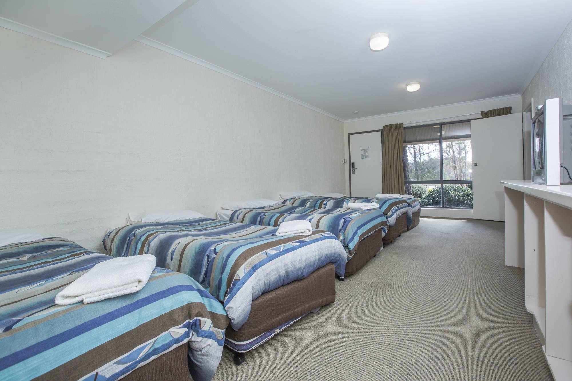 Ibis Styles Canberra Eagle Hawk Bagian luar foto