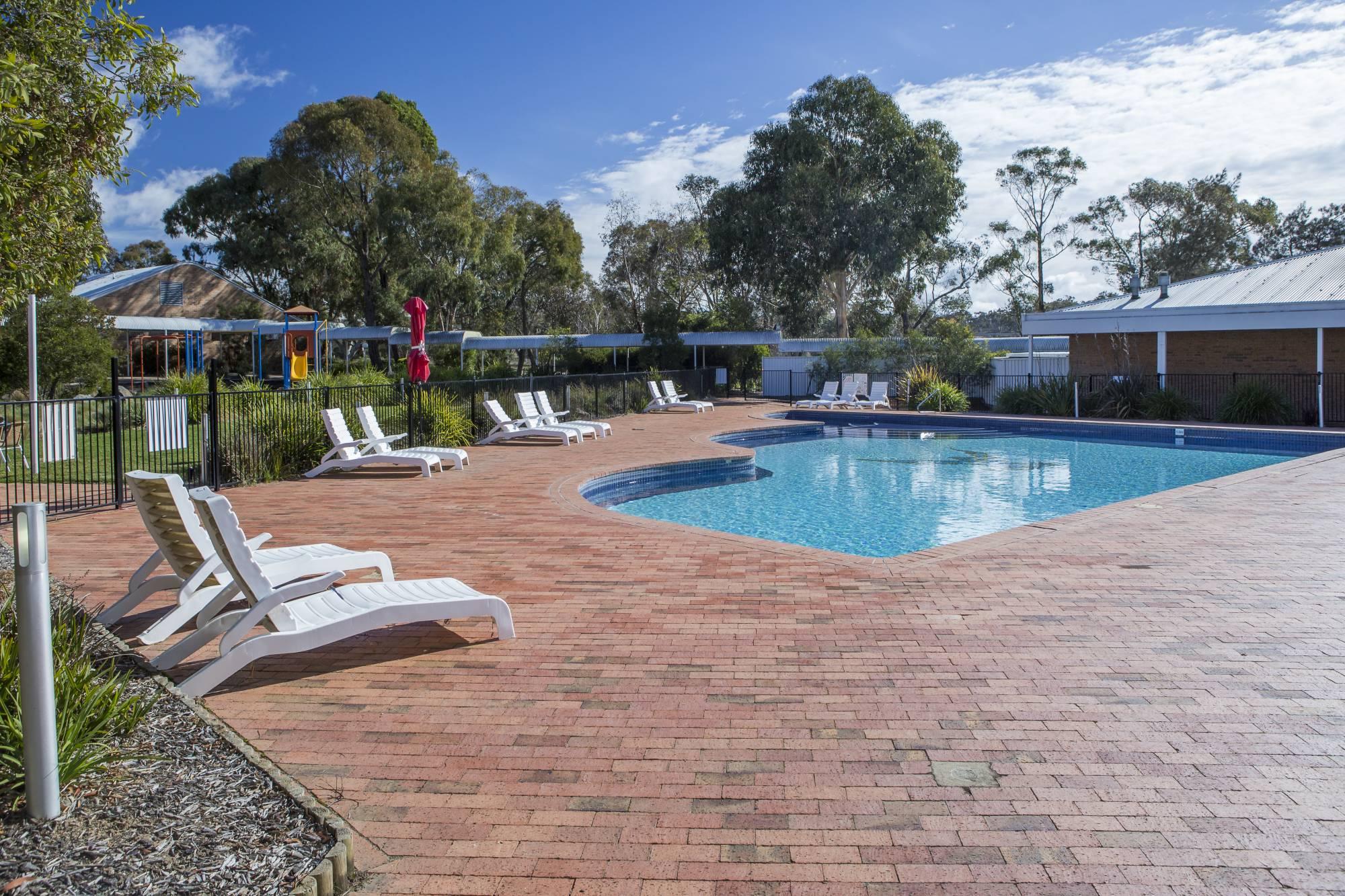 Ibis Styles Canberra Eagle Hawk Bagian luar foto