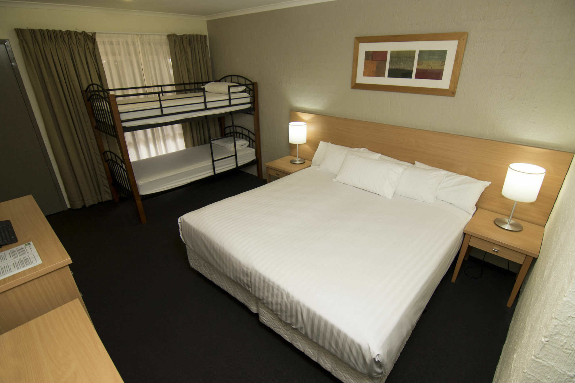 Ibis Styles Canberra Eagle Hawk Bagian luar foto