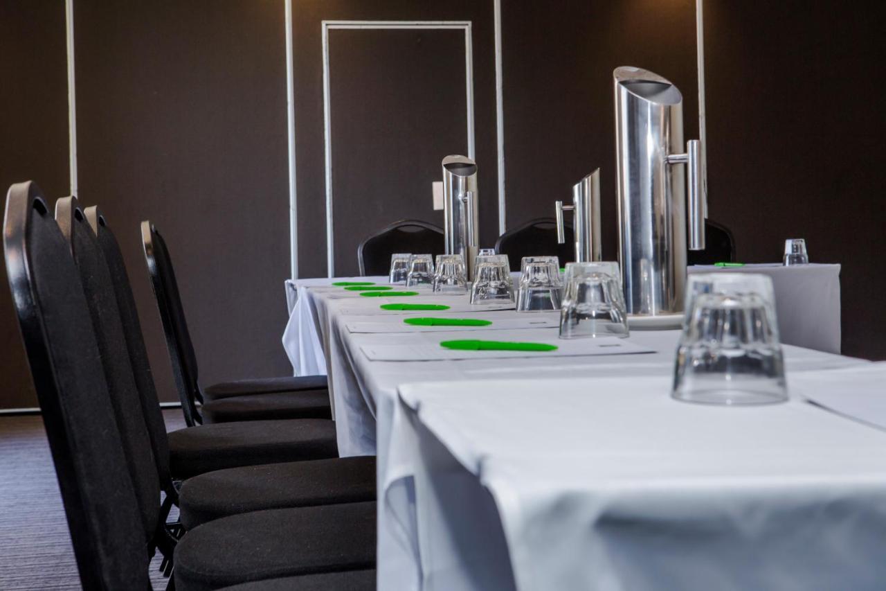 Ibis Styles Canberra Eagle Hawk Bagian luar foto